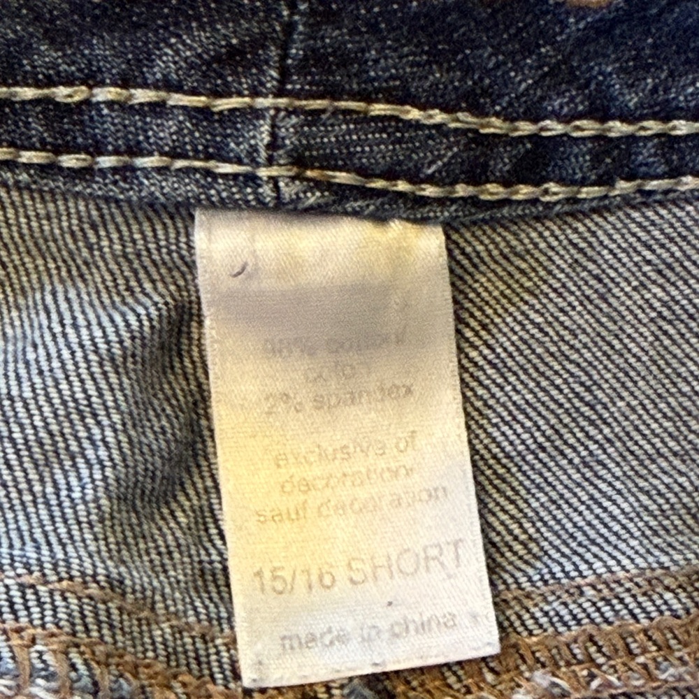 Maurices Curvy medium wash Blue Jeans Size 15/16 Short - Picture 9 of 9